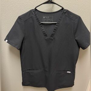 SMALL - FIGS Black Casma Three-Pocket Scrub Top™ WOMAN’S